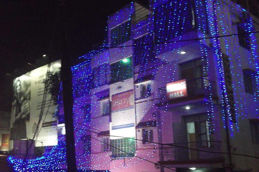 Megacity Inn Calcutta  Esterno foto
